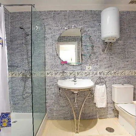 Paraiso Royal Apartment *