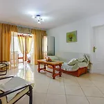 Paraiso Royal Διαμέρισμα *